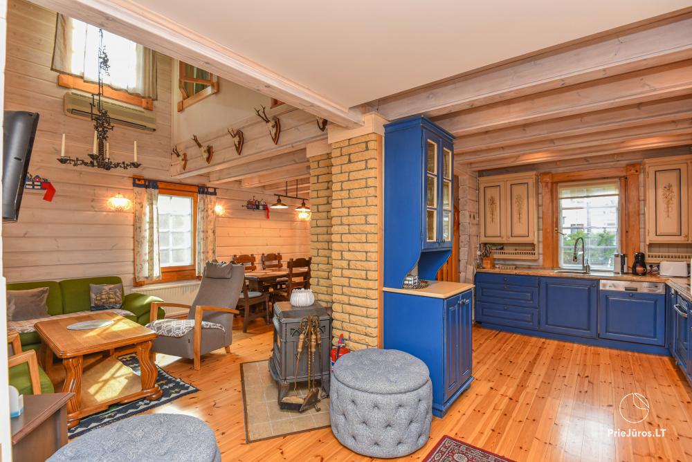 Villa Erika in Nida Zentrum - Blockhaus mit einem Hof und Terrasse