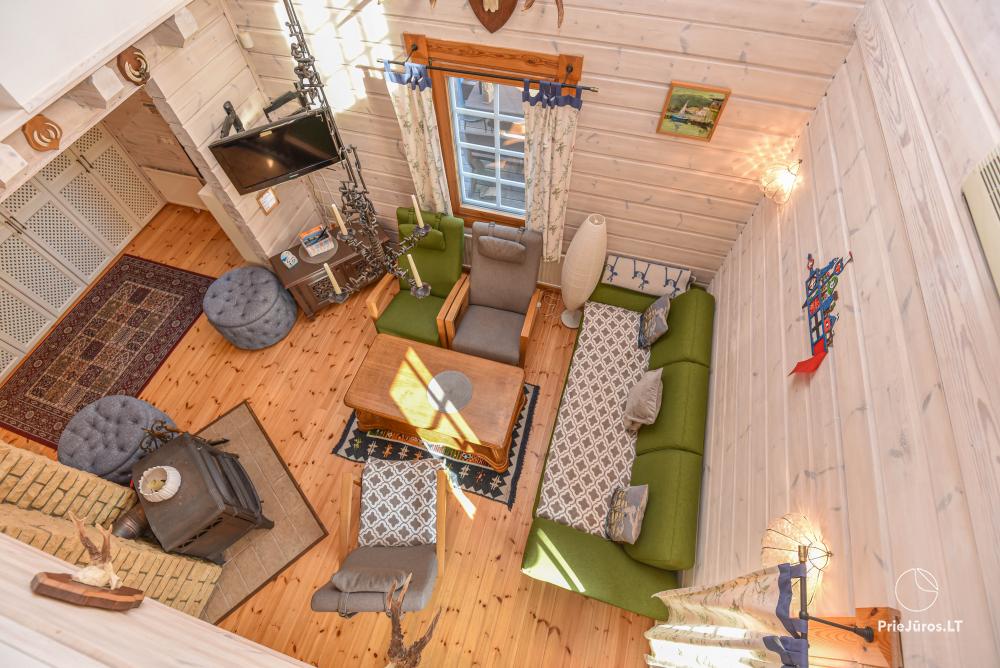 Villa Erika in Nida Zentrum - Blockhaus mit einem Hof und Terrasse