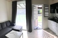 Ferienhäuser,  Zimmer und Ferienwohnungen in Karkle 100M bis zum Meer