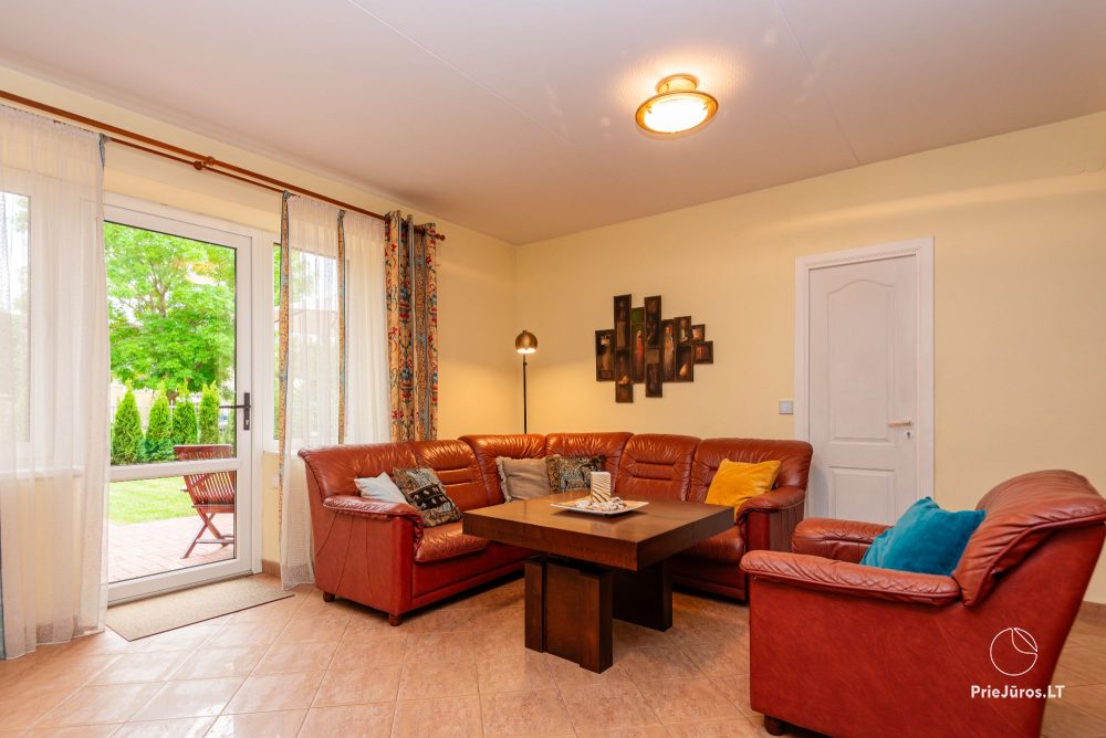 Gemütliches Ferienhaus Family Inn mit Terrasse