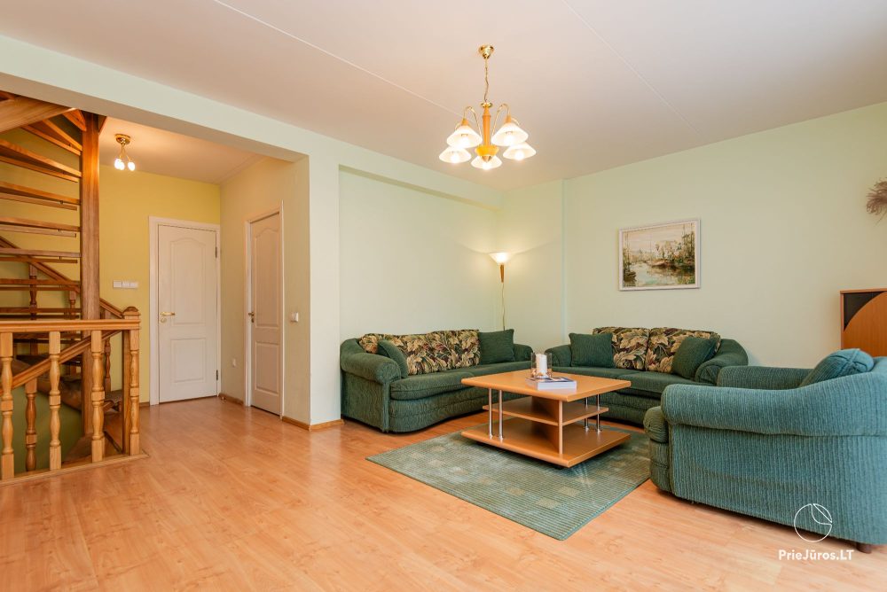 Gemütliches Ferienhaus Family Inn mit Terrasse
