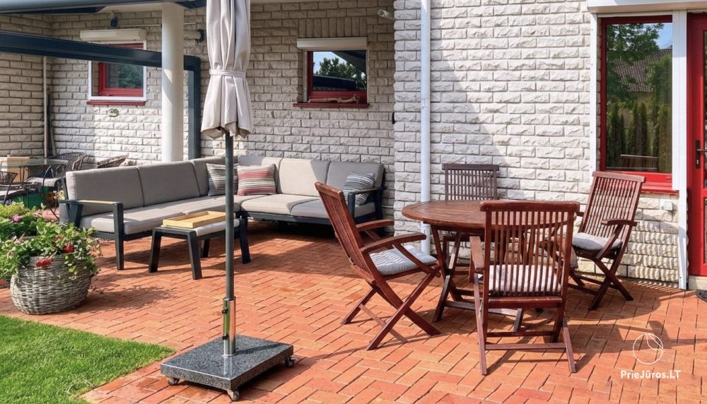 Gemütliches Ferienhaus Family Inn mit Terrasse