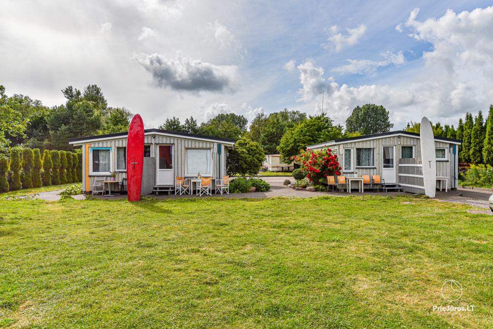 Ferienhütten, Wohnwagen, Platz für Zelte und Wohnmobile in Sventoji - Camping Kapitonas - 1