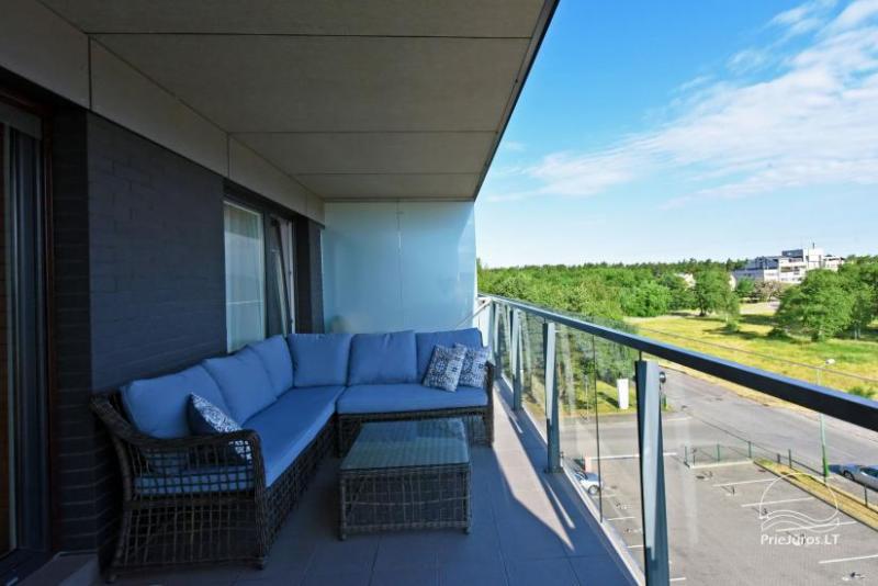 Zweizimmerwohnung mit Terrasse und Klimaanlage