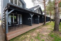 Ferienhaus „Paukščių takas - Vertikalė“ neu ausgestattete Zimmer mit separaten Eingängen, Terrassen in Šventoji!