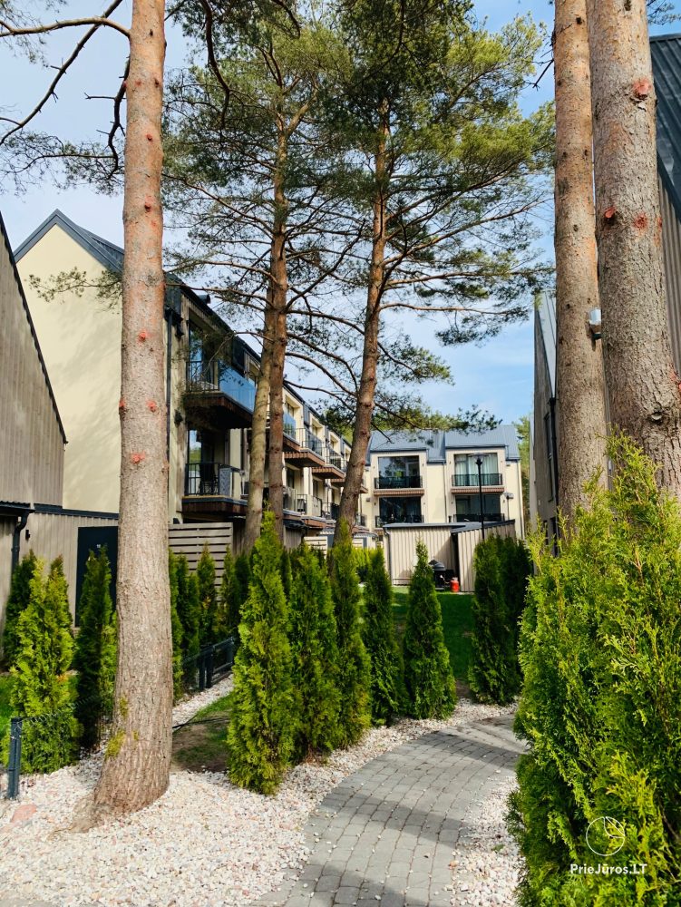 Kontininku apartment mit Pool in der Nähe des Waldes in Kunigiskiai
