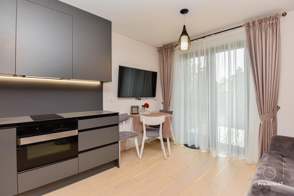 Neue Wohnung in der Nähe der Kurischen Lagune im 1. Stock mit großer Terrasse
