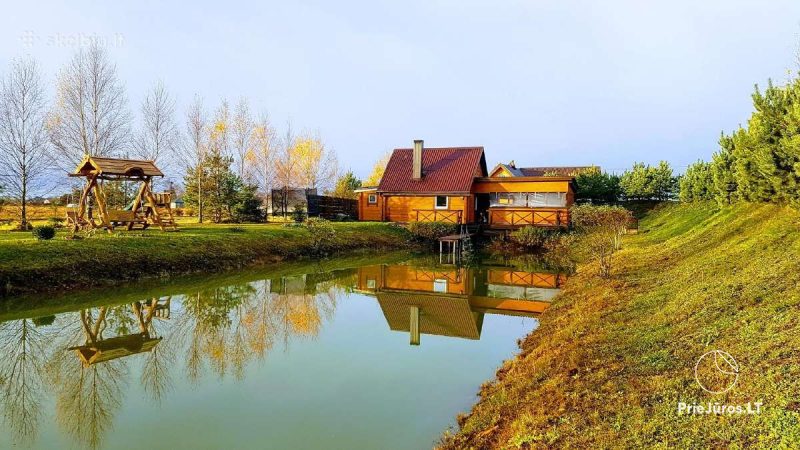 Sauna Mato mit einem Badenden in Agluonėnai, Region Klaipeda