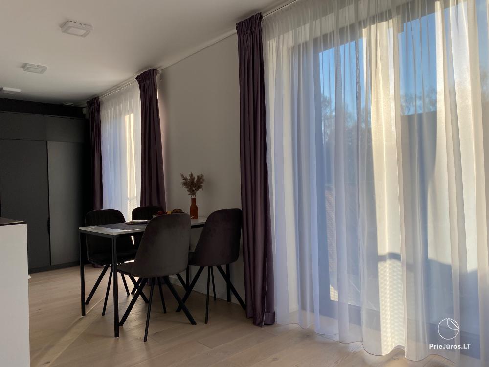 Ieva Apartments in einem neu erbauten Viertel in Pervalka für 2-4 Personen.