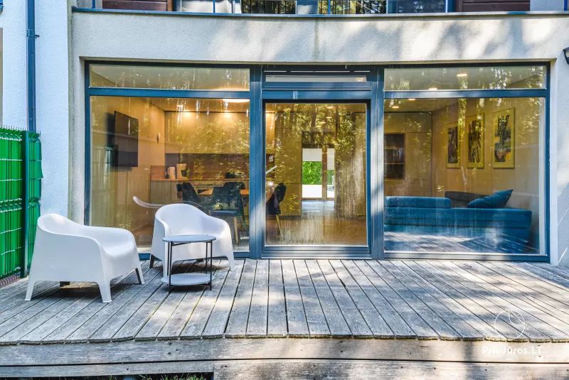 Savas neu gebautes 130 qm großes Ferienhaus im Zentrum von Sventoji