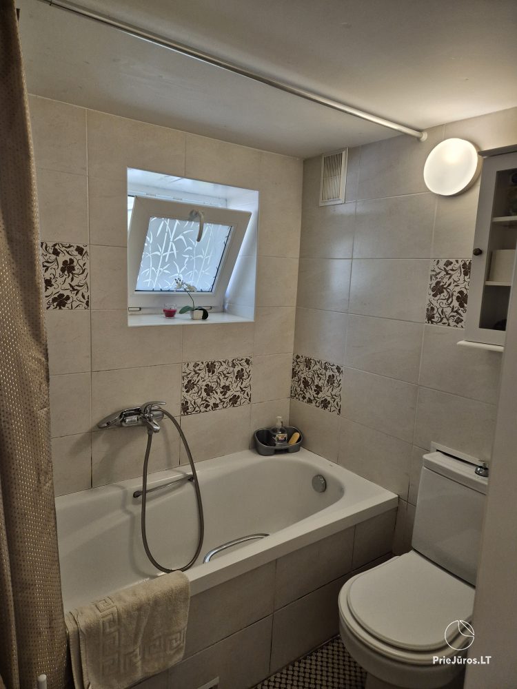 Wohnung mit Balkon und Terrasse im Zentrum von Sventoji zu vermieten