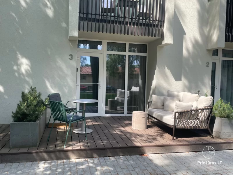 Entspannung in Juodkrante - neu ausgestattete 25 m2 große Apartments mit Terrasse.