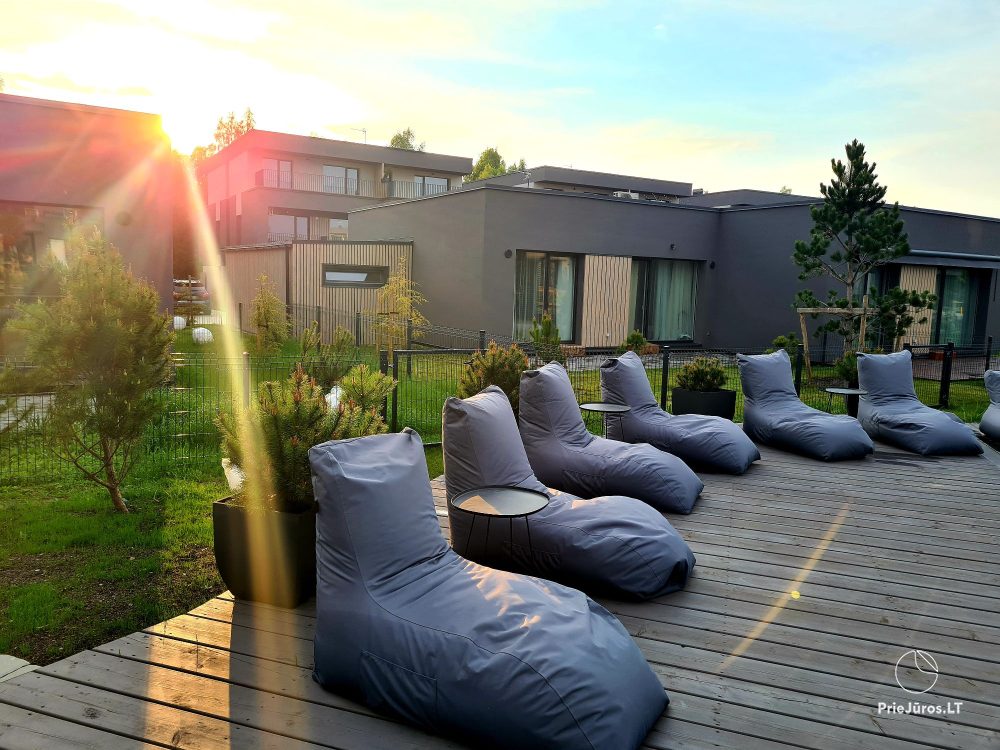 Sula Home - Mano jūra 2, Kunigiškiai – Apartments im Erdgeschoss mit eingezäuntem Hof, Anlage mit Pool