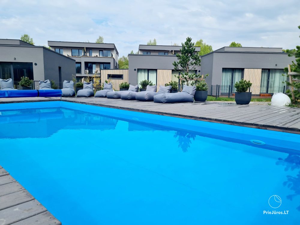 Sula Home - Mano jūra 2, Kunigiškiai – Apartments im Erdgeschoss mit eingezäuntem Hof, Anlage mit Pool