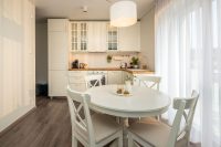 Sea House - Mano jūra 2, Kunigiškiai – Apartments im Erdgeschoss, Pool im Komplex