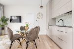 Basom home – Mein Meer 3, Kunigiškiai – Apartments mit Terrasse neben einem Öko-Pool, wunderschöne grüne Umgebung