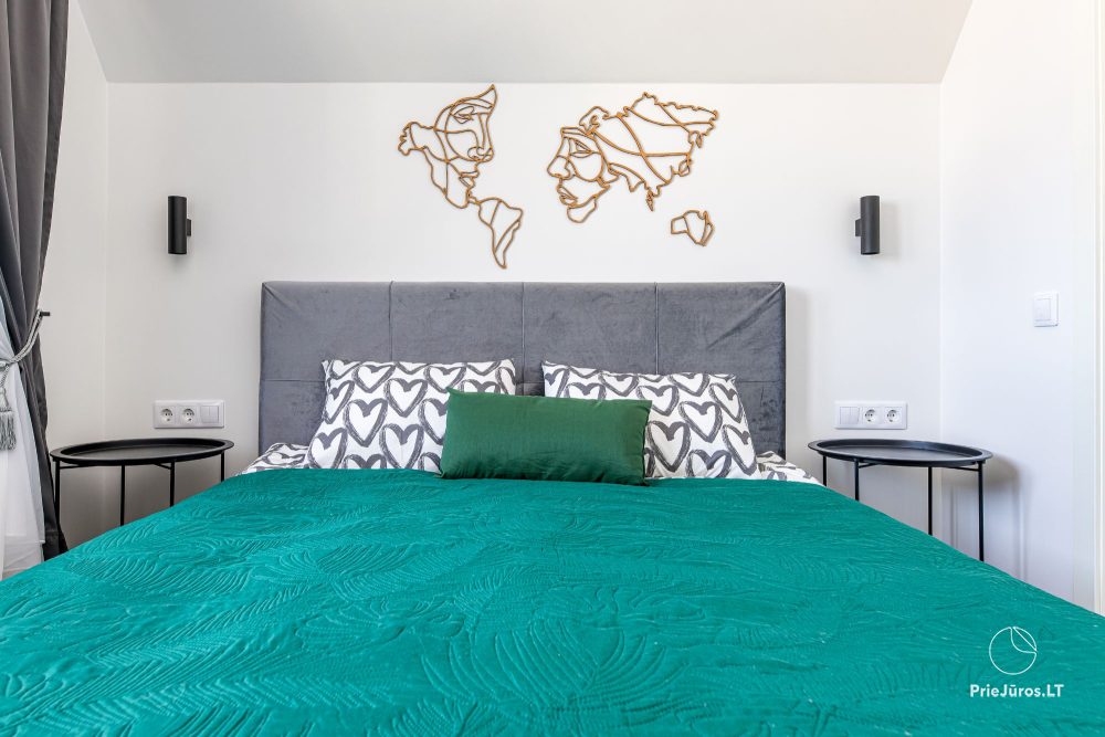 Jūržolė Home twins 1-2 – Kunigiškiai – zwei Sechs-Personen-Ferienhäuser mit Pool im Hof, Meer 600m