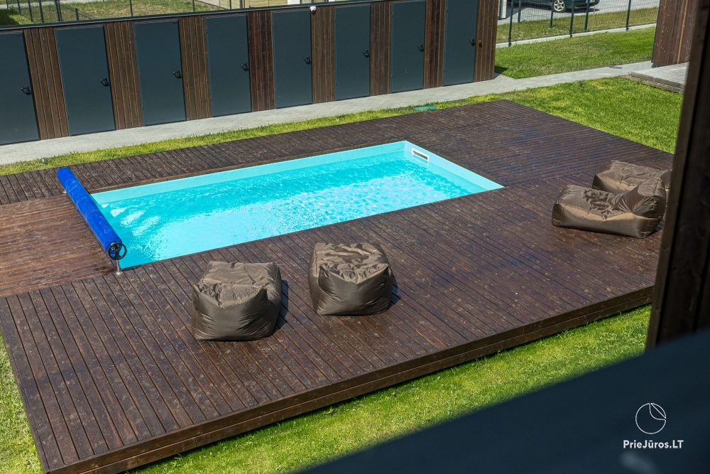 Jūržolė Home twins 1-2 – Kunigiškiai – zwei Sechs-Personen-Ferienhäuser mit Pool im Hof, Meer 600m