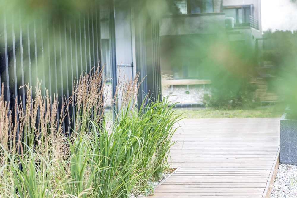 Hausvermietung ‚Flaghouse‘ in Svencelė – ein einzigartiger Ort für Erholung für sechs Personen, 3 Schlafzimmer, 2 Terrassen, Grill