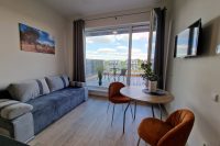 Apartments mit Terrasse „Silver Apartment“, Mano Jūra 2, Kunigiškiai