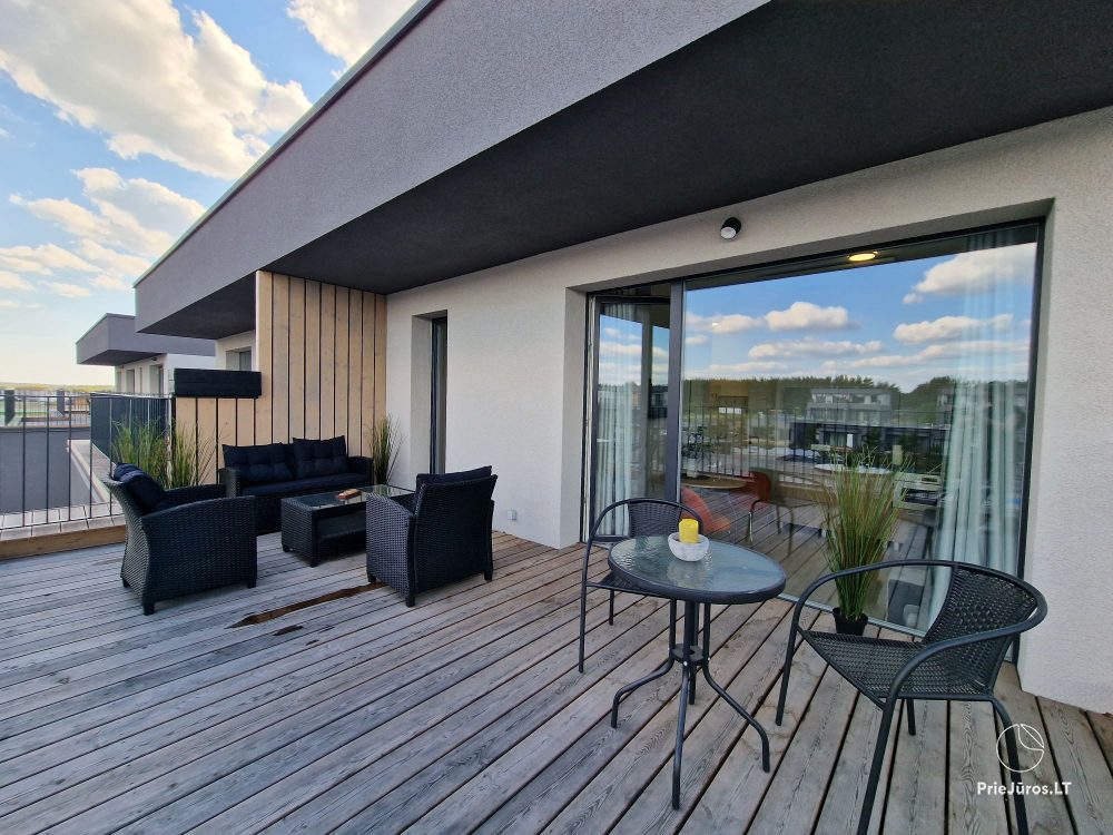 Apartments mit Terrasse „Silver Apartment“, Mano Jūra 2, Kunigiškiai