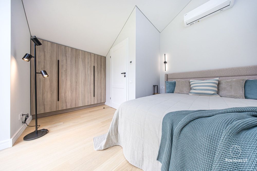 Fabula home - Monciškės - 2-Zimmer, geräumiges Cottage mit Terrasse für vier Personen im neuen J7 Beržas-Komplex mit Pools, Saunen und Grill