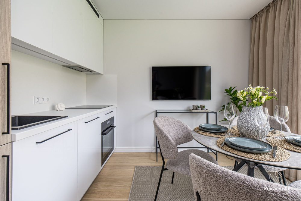 Fabula home - Monciškės - 2-Zimmer, geräumiges Cottage mit Terrasse für vier Personen im neuen J7 Beržas-Komplex mit Pools, Saunen und Grill