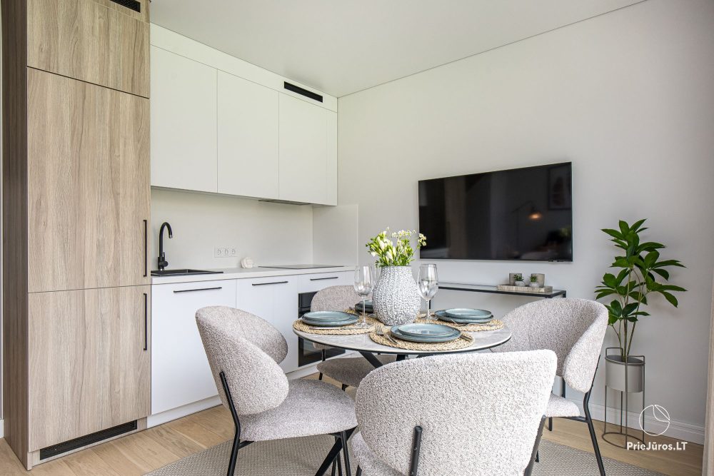 Fabula home - Monciškės - 2-Zimmer, geräumiges Cottage mit Terrasse für vier Personen im neuen J7 Beržas-Komplex mit Pools, Saunen und Grill