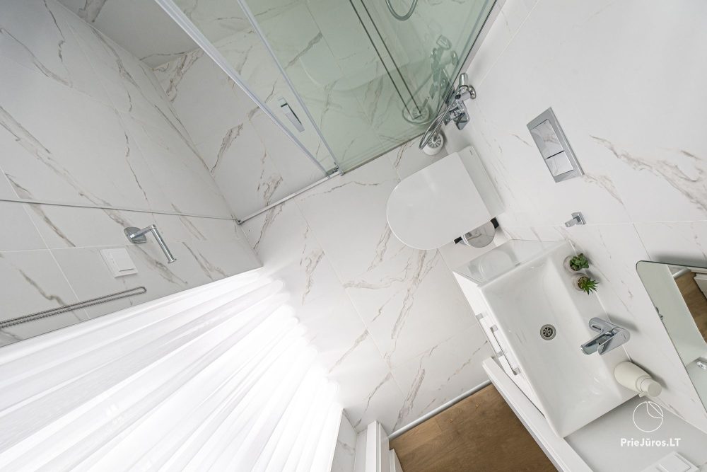 Fabula home - Monciškės - 2-Zimmer, geräumiges Cottage mit Terrasse für vier Personen im neuen J7 Beržas-Komplex mit Pools, Saunen und Grill