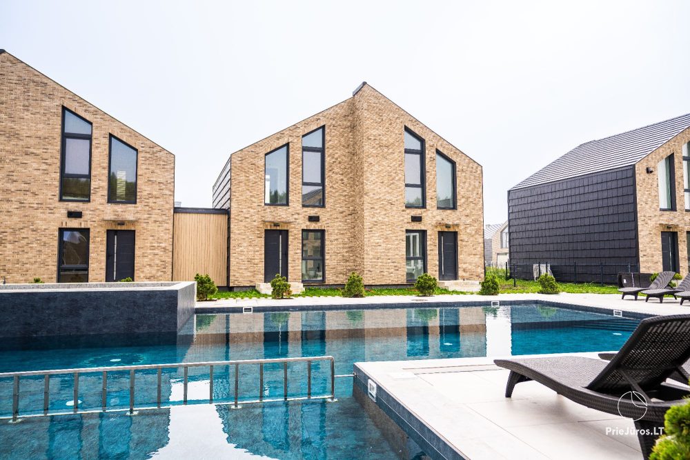 Fabula home - Monciškės - 2-Zimmer, geräumiges Cottage mit Terrasse für vier Personen im neuen J7 Beržas-Komplex mit Pools, Saunen und Grill
