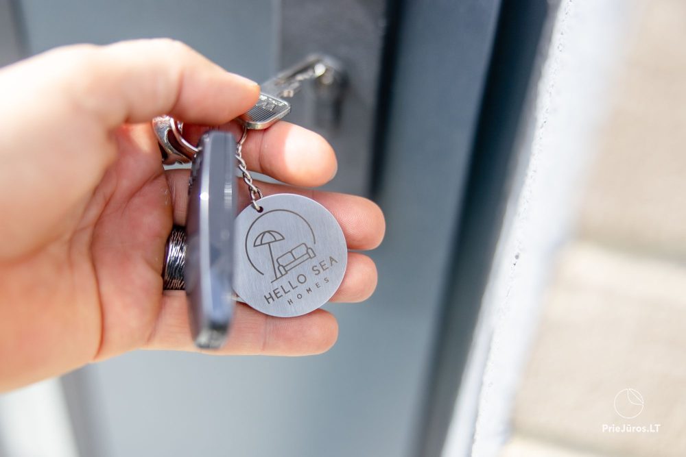Lyrika home - in Monciškės - geräumiges Stadthaus mit 2 Schlafzimmern und Terrasse für vier Personen, im neuen Viertel J7 Beržas mit Pools, Saunen und Grill