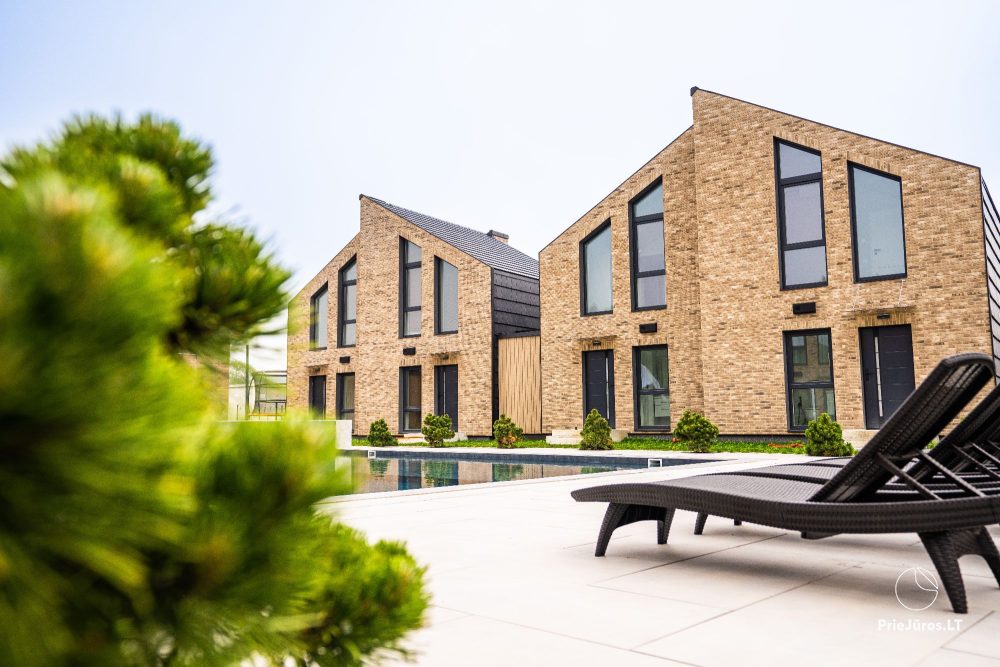 Lyrika home - in Monciškės - geräumiges Stadthaus mit 2 Schlafzimmern und Terrasse für vier Personen, im neuen Viertel J7 Beržas mit Pools, Saunen und Grill
