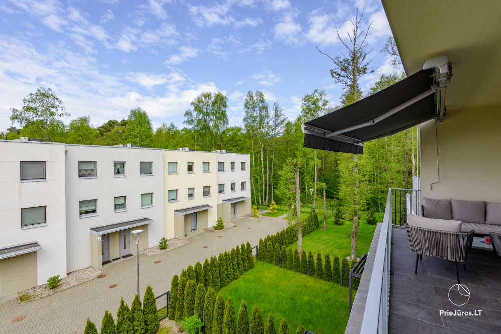 Apartment mit zwei Schlafzimmern in der Gegend von Vanagupe