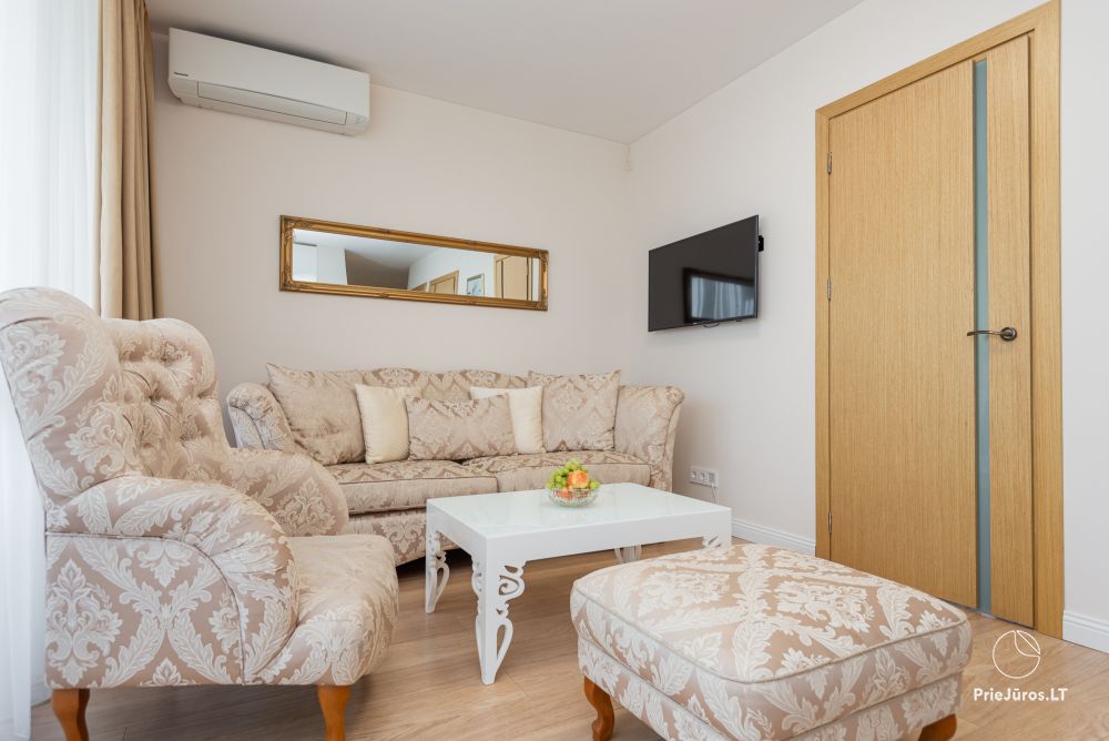 Apartment mit zwei Schlafzimmern in der Gegend von Vanagupe