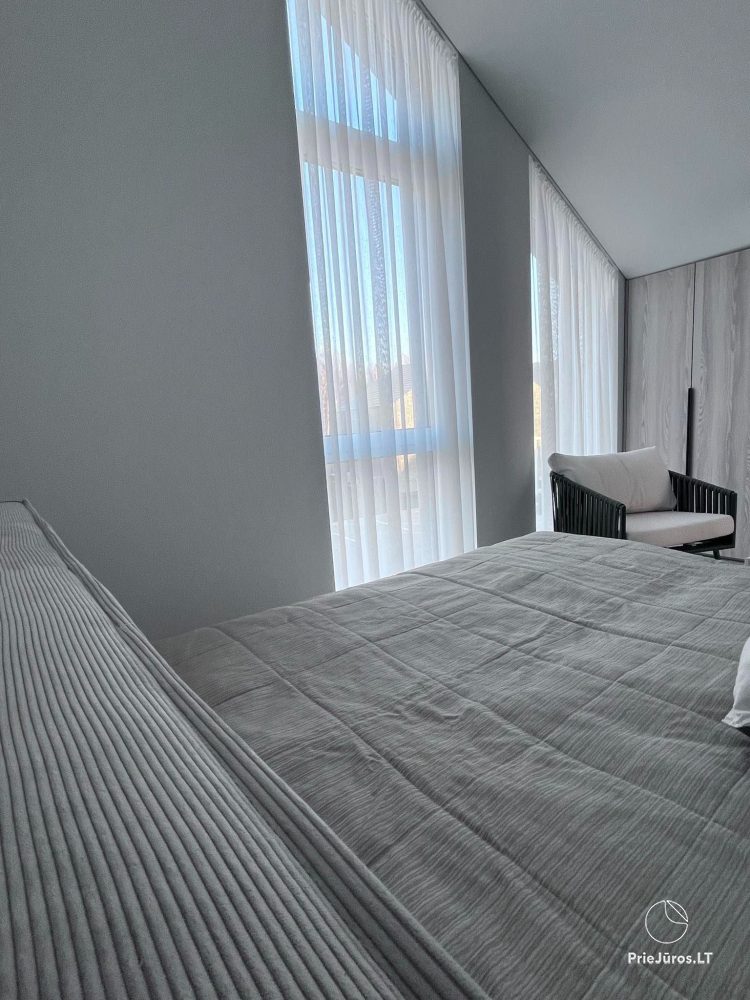 Ferienhaus in Monciskes, im Komplex J7. Beheizter Pool, Bad, Sonnenliegen
