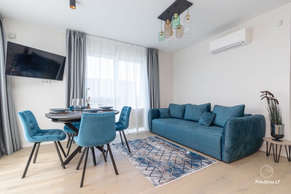 Blue apartment, Mano jura 3, Kunigiskiai