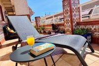 Wohnung mit großer Terrasse und Pool in Alicante