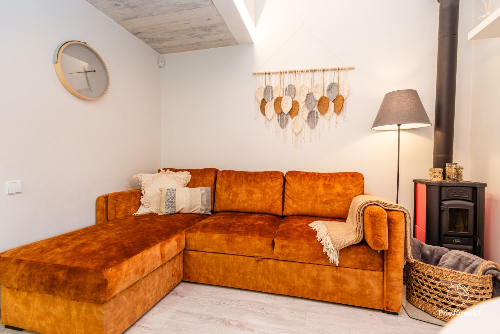 Family Beach House mit beheiztem Pool in Kunigiskiai