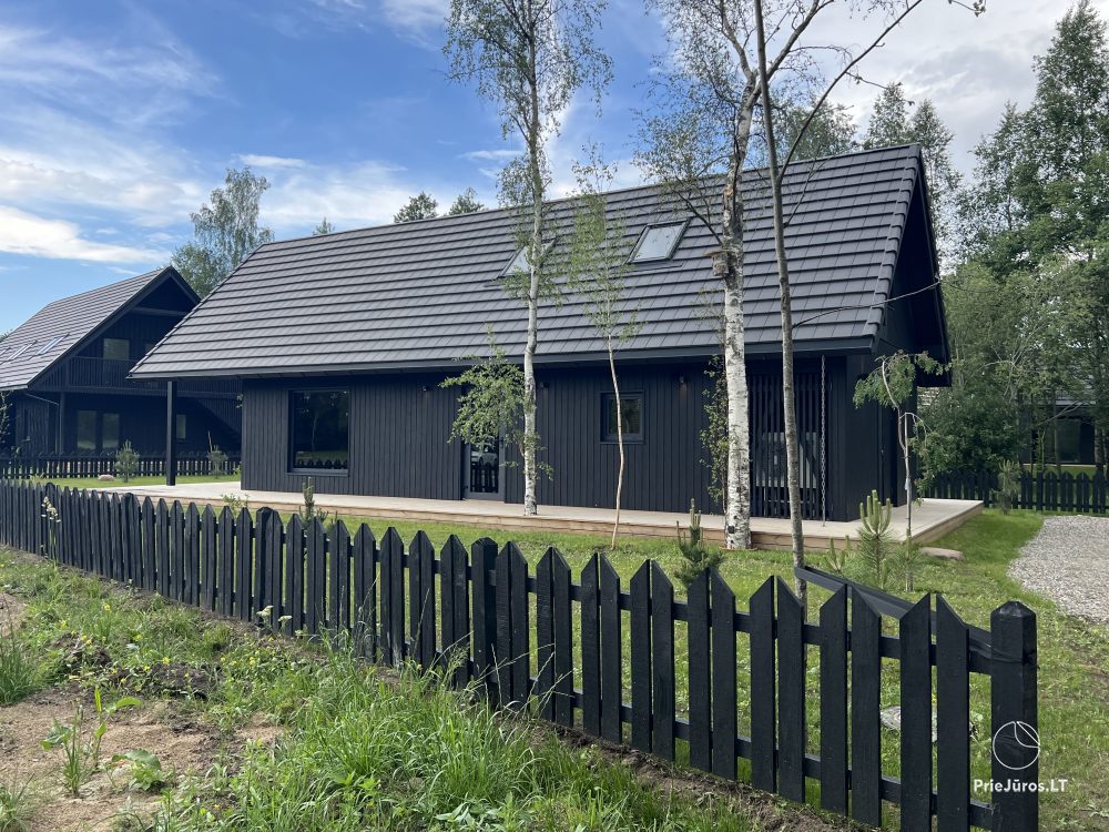 Geräumiges (80 m²) Haus mit drei Schlafzimmern in Sventoji. Für 2-3 Familien, bis zu 10 Personen - 1