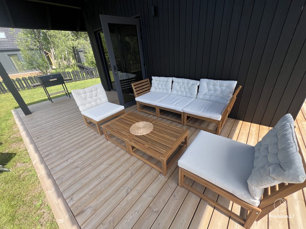 Geräumiges (80 m²) Haus mit drei Schlafzimmern in Sventoji. Für 2-3 Familien, bis zu 10 Personen
