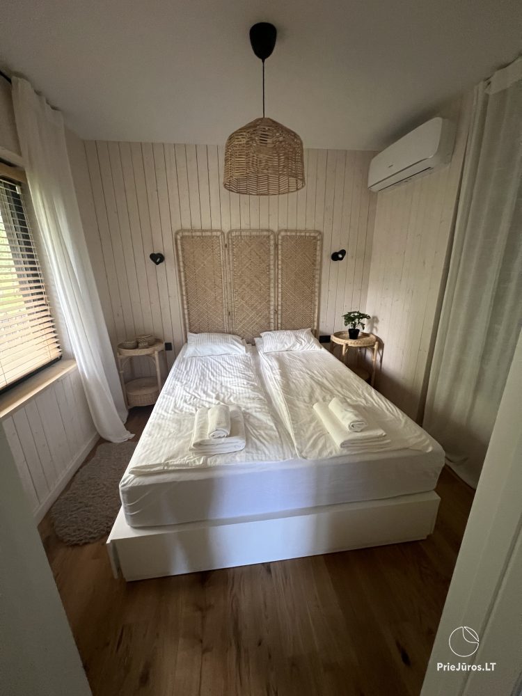 Geräumiges (80 m²) Haus mit drei Schlafzimmern in Sventoji. Für 2-3 Familien, bis zu 10 Personen