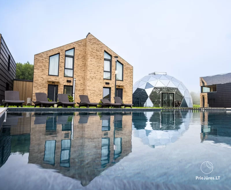 Ferienhaus für Familien in Meeresnähe mit Pools und SPA