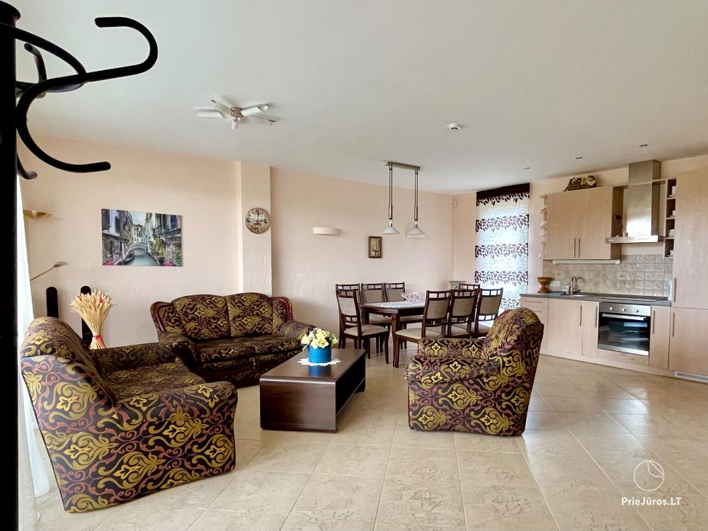 Ein zweistöckiges, wunderschön eingerichtetes Ferienhaus ist in Šventoji zu vermieten - 1