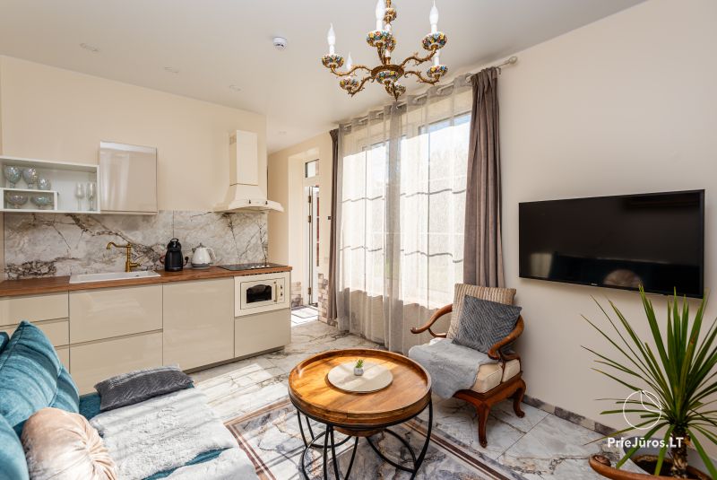 Oak Villa, separate 2-Zimmer-Wohnung mit eigener Terrasse/Pavillon.