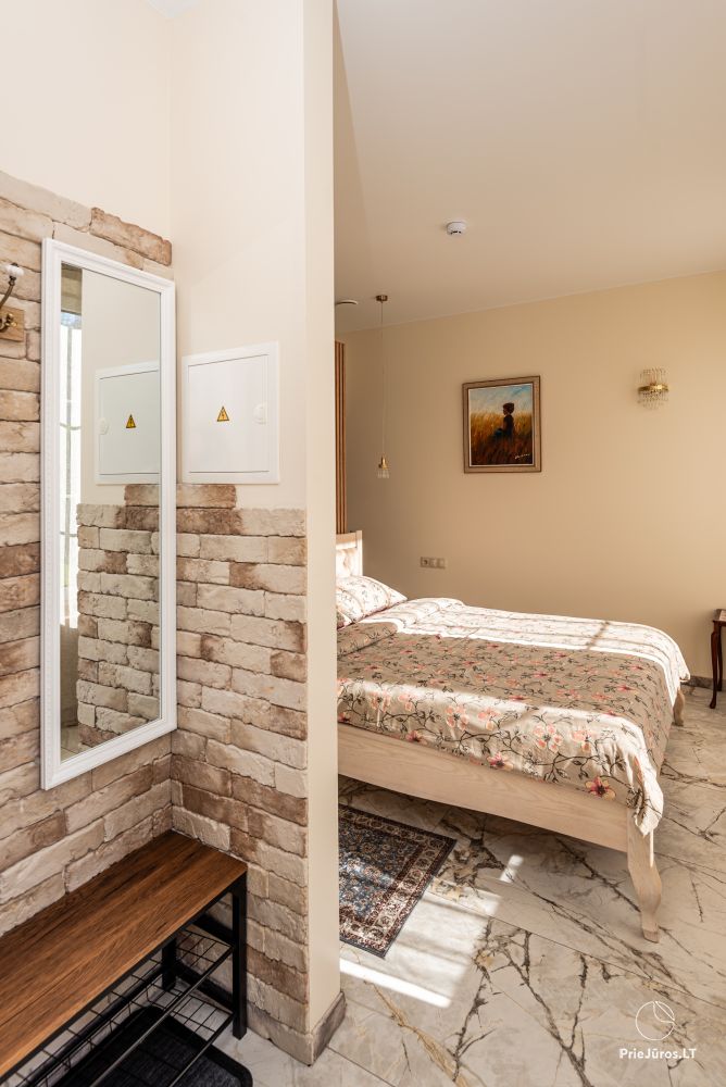 Oak Villa, separate 2-Zimmer-Wohnung mit eigener Terrasse/Pavillon.
