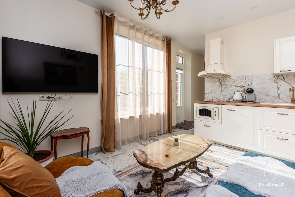 Oak Villa, separate 2-Zimmer-Wohnung mit eigener Terrasse/Pavillon.