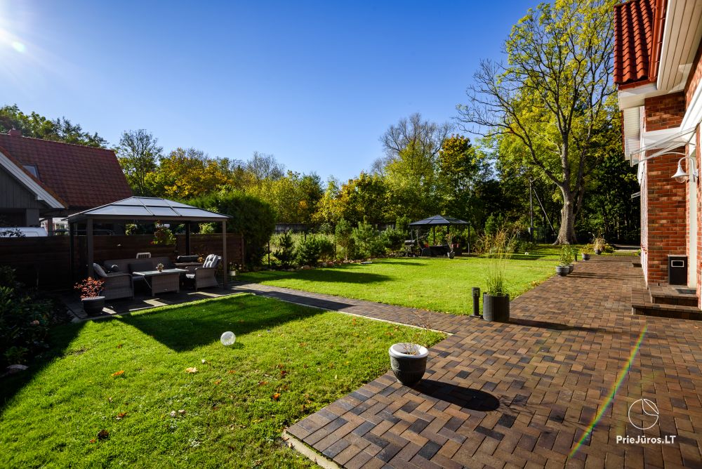 Oak Villa, separate 2-Zimmer-Wohnung mit eigener Terrasse/Pavillon.