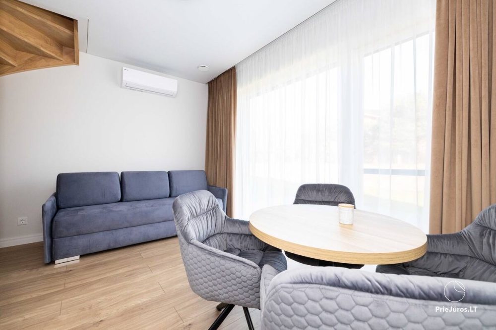 2-Zimmer-Ferienhaus für eine Familie im Privatviertel J7 in Monciškės