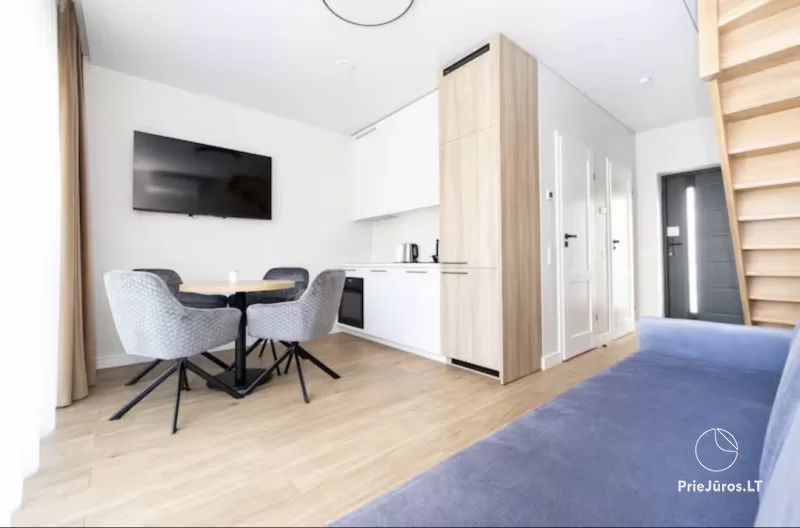 2-Zimmer-Ferienhaus für eine Familie im Privatviertel J7 in Monciškės