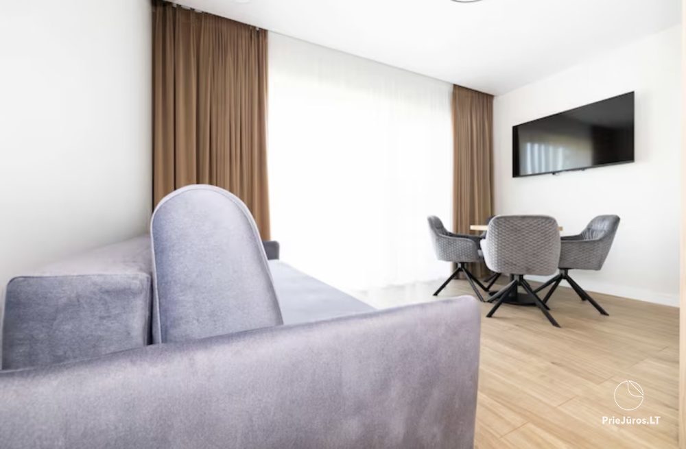 2-Zimmer-Ferienhaus für eine Familie im Privatviertel J7 in Monciškės